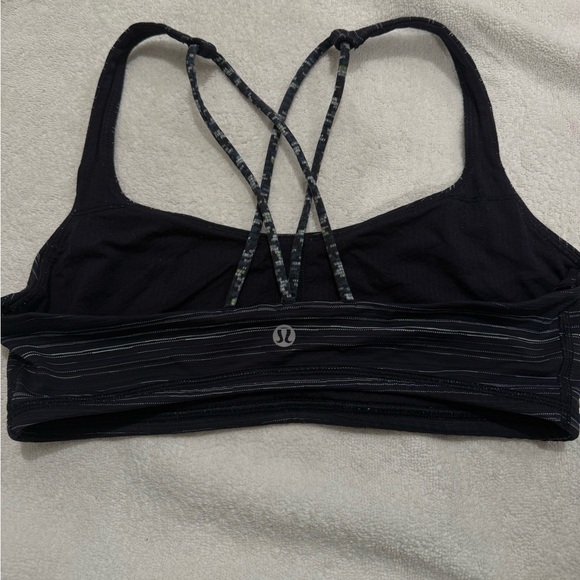 Pristine Lululemon Free To Be Bra Cyber Stripe Naval Blue Black Size: 8 - Picture 8 of 9
